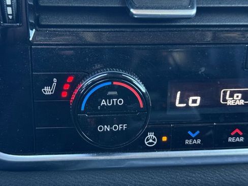 Certified 2023 Nissan Rogue SL w/ SL Premium Package image 26