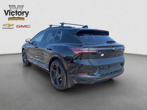 Used 2024 Chevrolet Equinox EV RS image 4