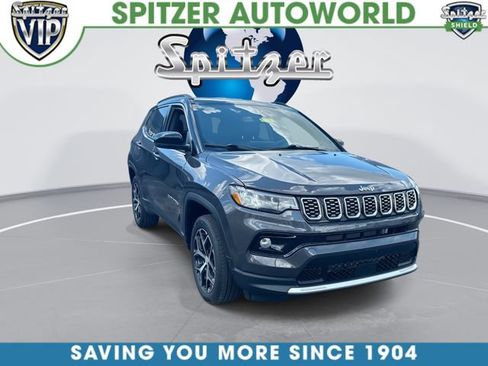 Used 2024 Jeep Compass Limited AWD/4WD image 2