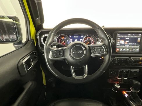 Used 2023 Jeep Wrangler Unlimited Rubicon 392 AWD/4WD image 12