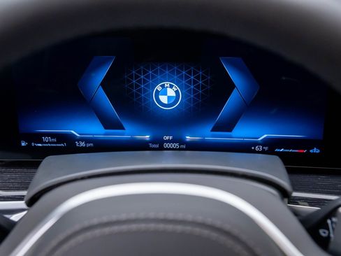 New 2026 BMW X7 xDrive40i w/ Executive Package image 22