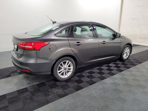 Used 2016 Ford Focus SE FWD image 10