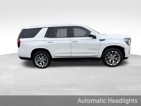 Used 2021 GMC Yukon SLT w/ SLT Premium Package AWD/4WD image 16
