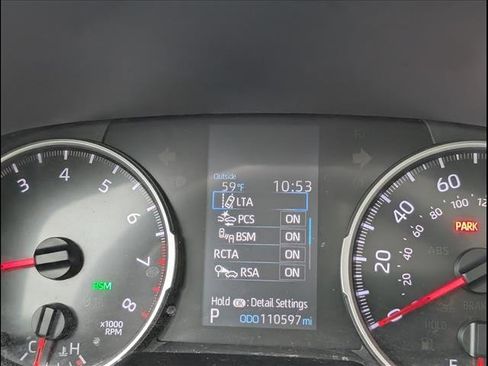 Used 2019 Toyota RAV4 XLE Premium image 21