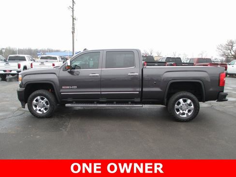 Used 2015 GMC Sierra 2500 SLT w/ Duramax Plus Package image 10
