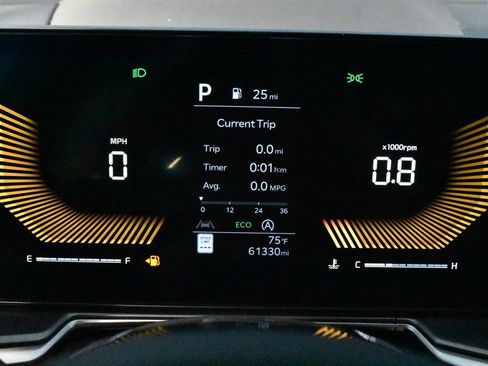 Used 2024 Kia Sorento S FWD image 19