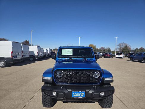 New 2026 Jeep Gladiator Willys image 9