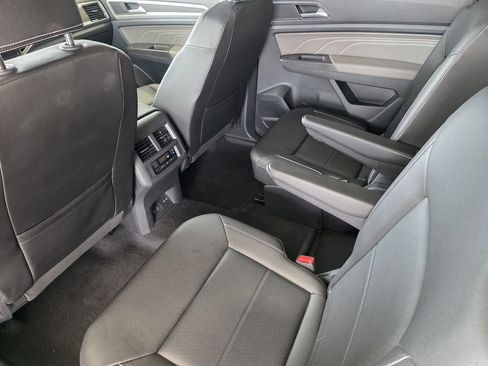 Used 2023 Volkswagen Atlas SE w/ Panoramic Sunroof Package image 20