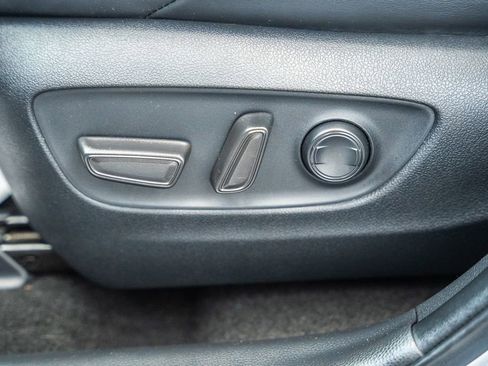 Certified 2024 Toyota RAV4 XSE AWD/4WD image 40