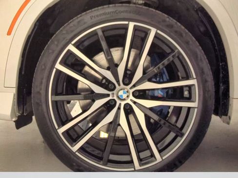 Used 2020 BMW X5 M50i w/ Executive Package AWD/4WD image 22