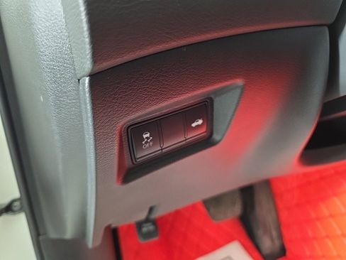 Used 2018 INFINITI Q50 Luxe image 15