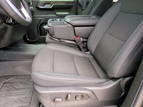 Used 2025 GMC Sierra 1500 Elevation RWD image 28