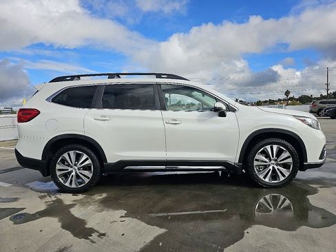 Used 2020 Subaru Ascent Limited w/ Technology Package image 9