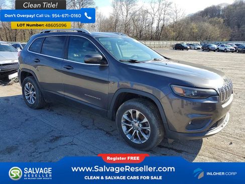 Used 2019 Jeep Cherokee Latitude Plus w/ Cold Weather Group image 5
