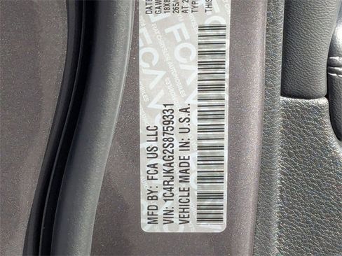 New 2025 Jeep Grand Cherokee L Altitude image 40