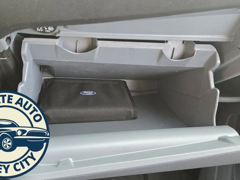 Used 2018 Ford Transit 250 148 Low Roof image 16