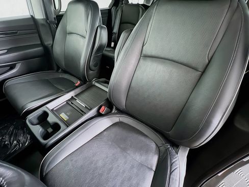 Used 2023 Honda Odyssey Elite image 21