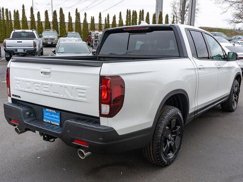 New 2026 Honda Ridgeline Black Edition image 6