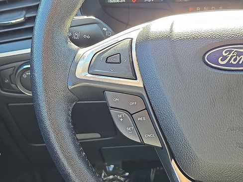 Used 2023 Ford Edge SEL w/ Sport Appearance Package image 13