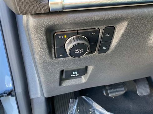 New 2025 Ford Expedition Max Platinum w/ Stealth Appearance Package image 16