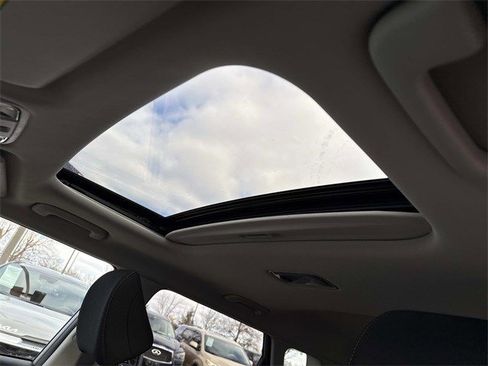 Used 2023 Kia Soul EX image 16