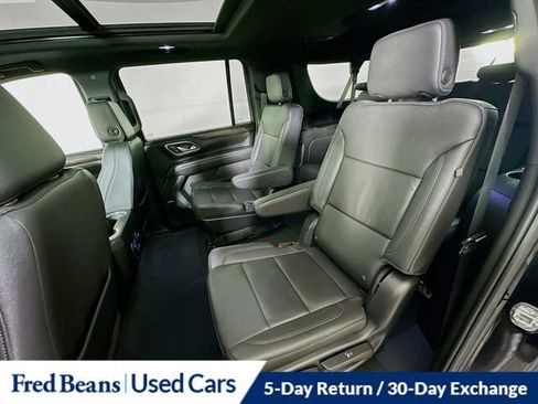Certified 2023 Chevrolet Suburban Z71 w/ Luxury Package AWD/4WD image 28