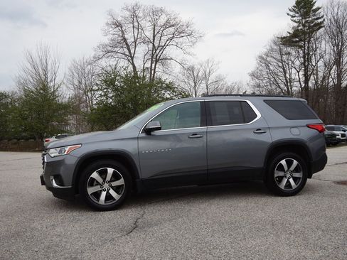 Used 2019 Chevrolet Traverse LT w/ LT Premium Package AWD/4WD image 8