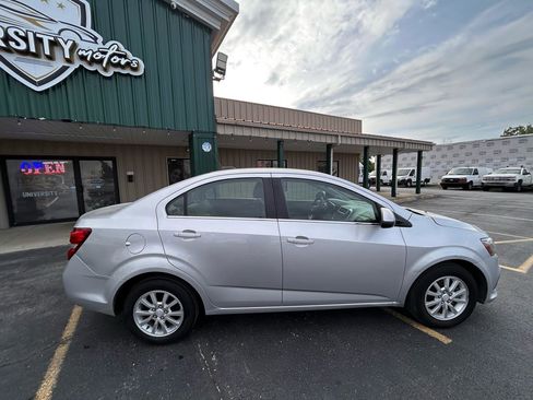 Used 2017 Chevrolet Sonic LT FWD image 2