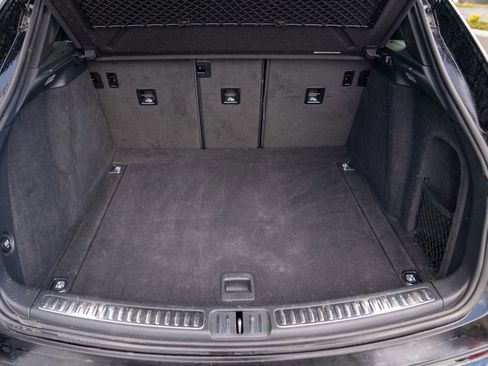 Used 2020 Porsche Macan S image 27