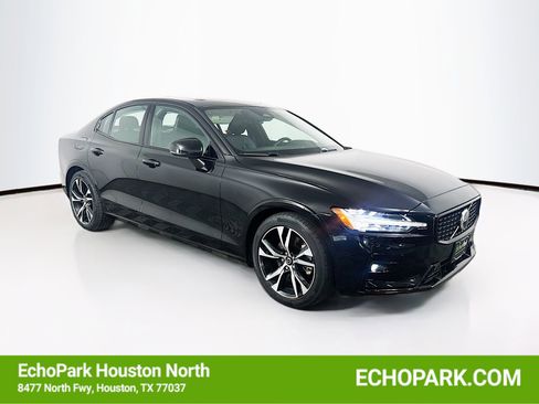 Used 2024 Volvo S60 B5 Core image 1