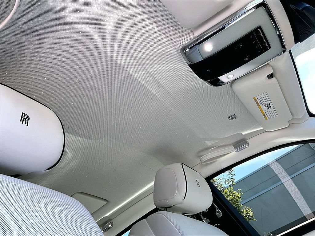 Certified 2026 Rolls-Royce Phantom Sedan RWD image 20