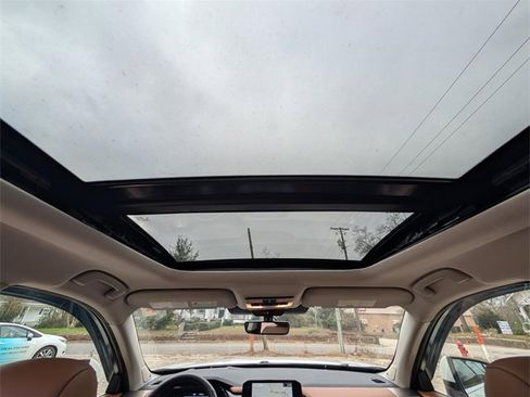 Used 2024 Nissan Pathfinder Platinum w/ Cargo Package image 36