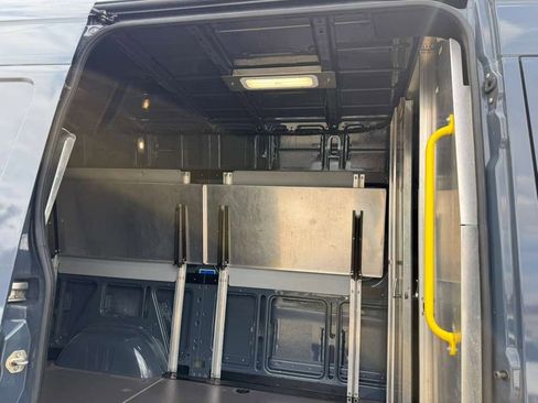 Used 2019 Mercedes-Benz Sprinter 144 image 34