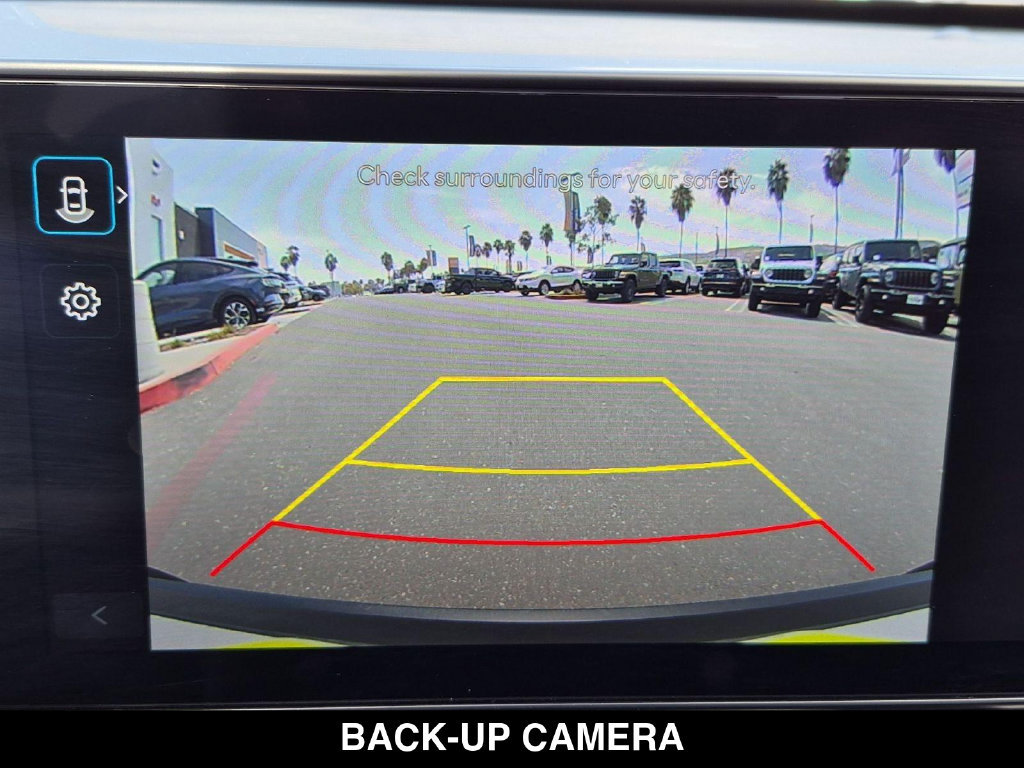 Used 2025 Hyundai Kona SEL FWD image 21