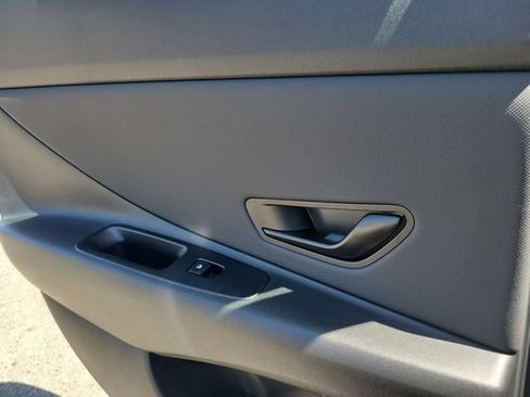 New 2026 Hyundai Elantra Sport FWD image 21
