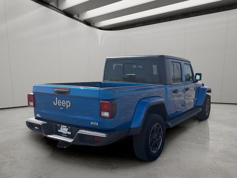 Used 2020 Jeep Gladiator Overland image 5