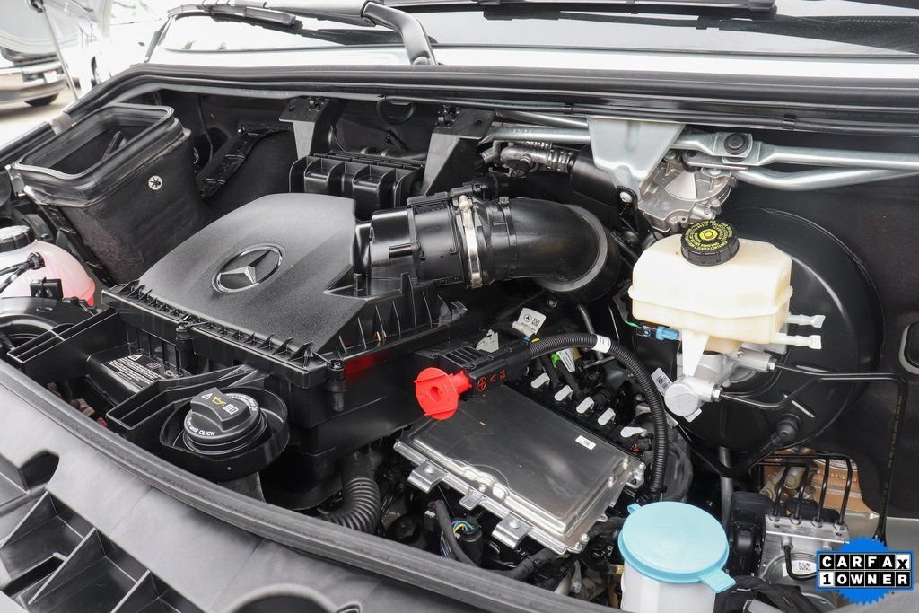 Used 2024 Mercedes-Benz Sprinter 2500 image 10