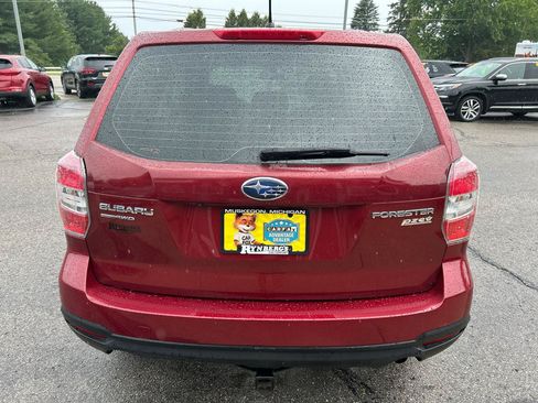 Used 2015 Subaru Forester 2.5i AWD/4WD image 3