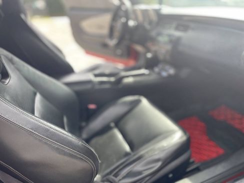 Used 2010 Chevrolet Camaro SS RWD image 23