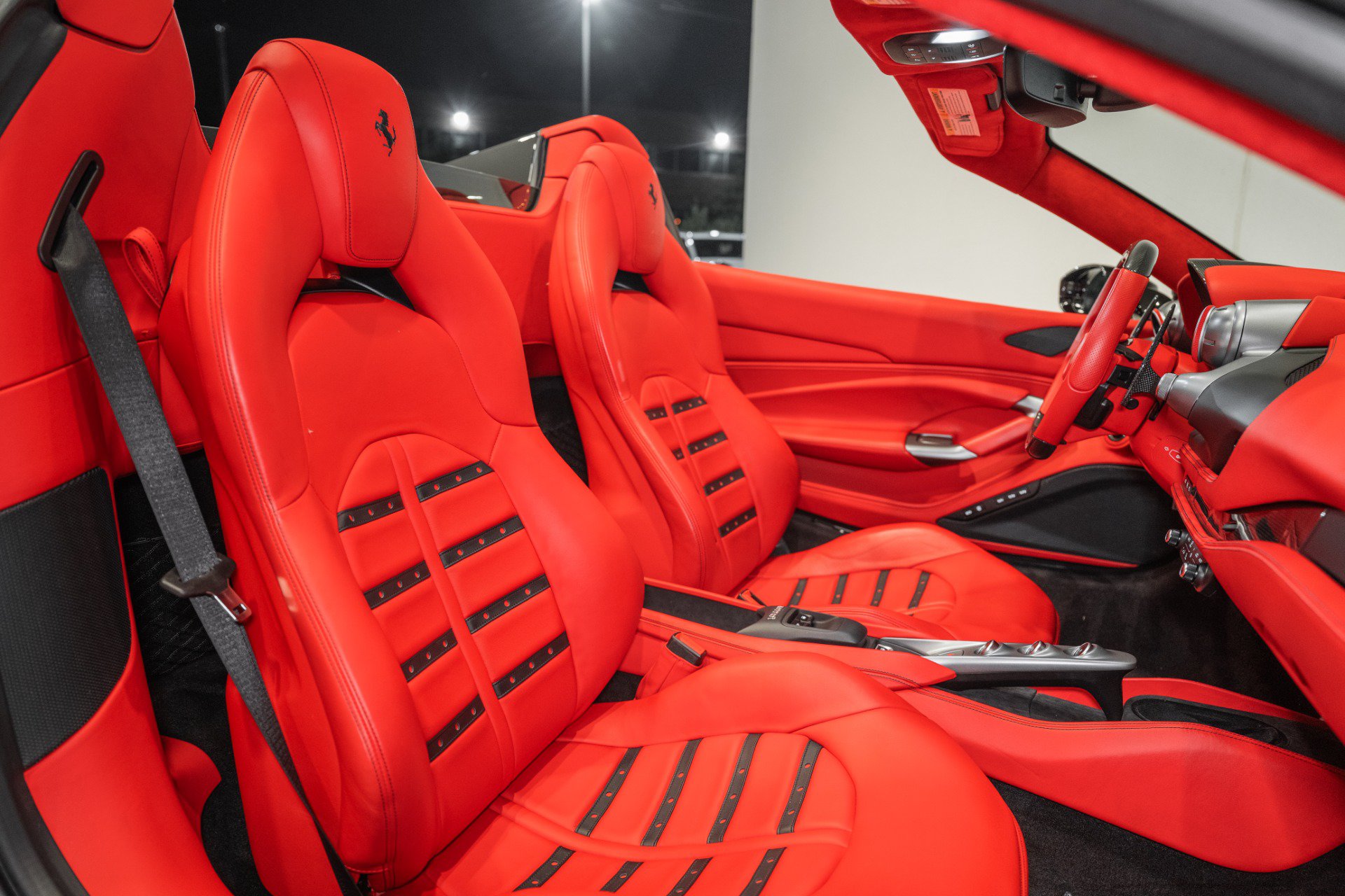 Used 2021 Ferrari F8 Tributo RWD image 23