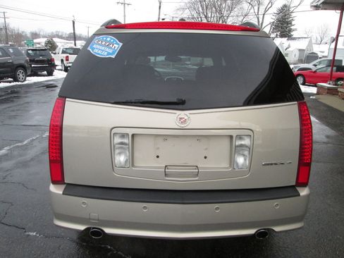Used 2009 Cadillac SRX AWD w/ Third Row Seating Package image 14
