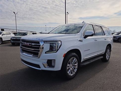 Used 2022 GMC Yukon SLT w/ SLT Luxury Package image 7