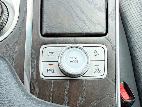 Used 2024 Genesis GV80 2.5T AWD/4WD image 29