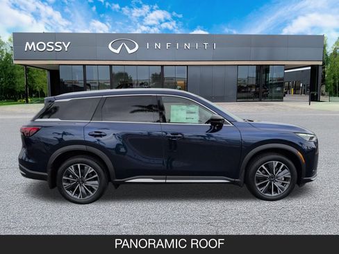 New 2026 INFINITI QX60 Luxe image 6