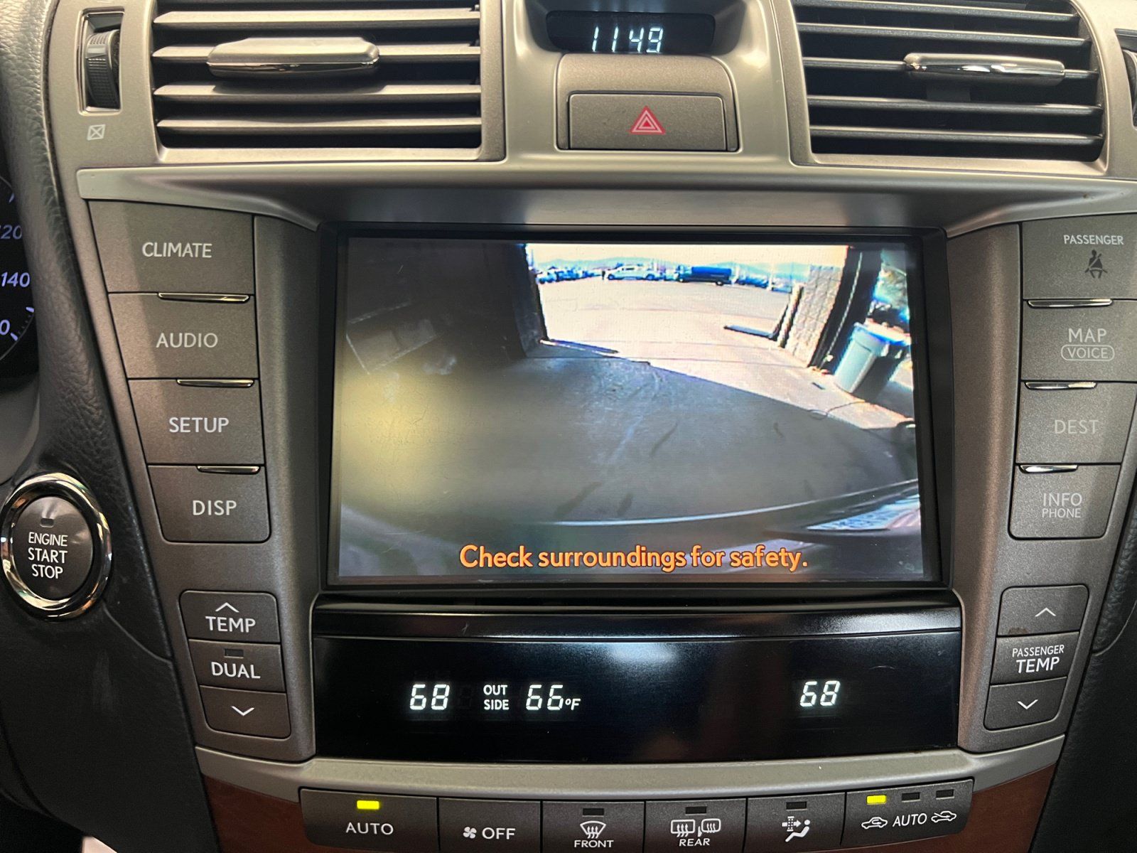 Used 2011 Lexus LS 460 w/ Sport Pkg RWD image 19
