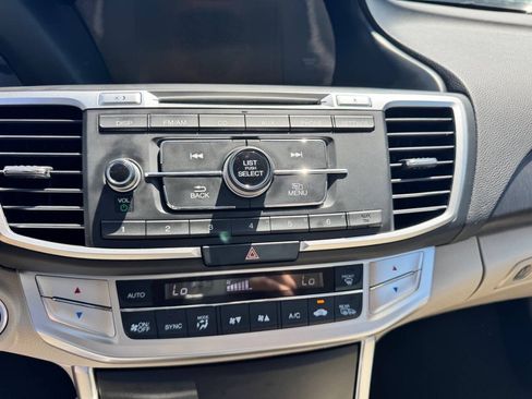 Used 2014 Honda Accord EX image 11