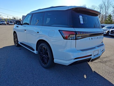 New 2026 INFINITI QX80 4WD image 3