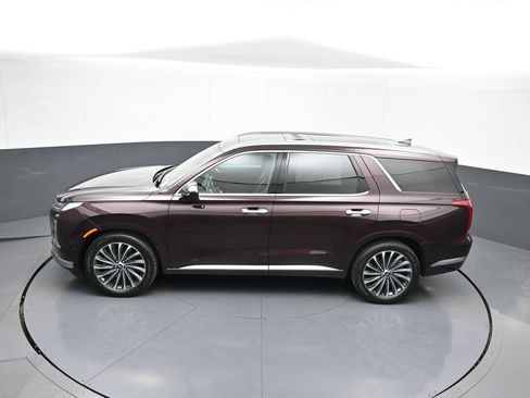Certified 2024 Hyundai Palisade Calligraphy AWD/4WD image 45