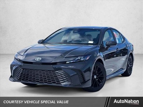 New 2026 Toyota Camry SE FWD image 1