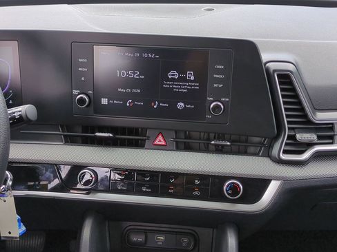 Certified 2025 Kia Sportage LX FWD image 18